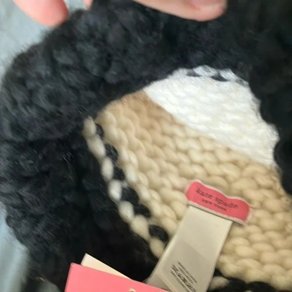Kate Spade: NWT Black & White Knit Colorblock Beanie- Hat- 100% Wool- One Size